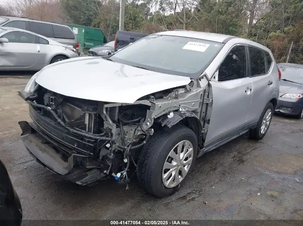 KNMAT2MT7JP532866 2018 NISSAN ROGUE - Image 2