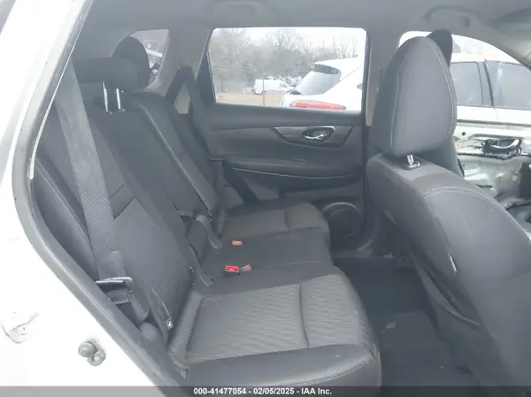 KNMAT2MT7JP532866 2018 NISSAN ROGUE - Image 8