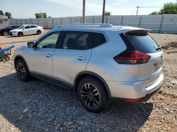 KNMAT2MT7JP535525 2018 NISSAN ROGUE - Image 2