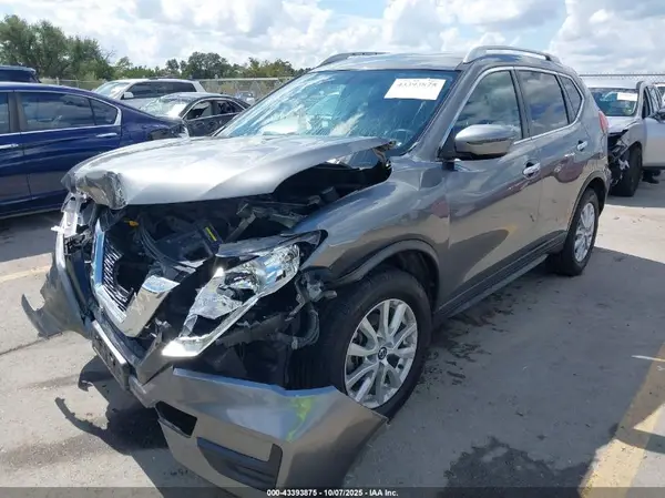 KNMAT2MT7JP535959 2018 NISSAN ROGUE - Image 2