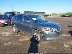 KNMAT2MT7JP543737 2018 NISSAN ROGUE