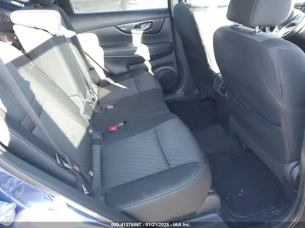 KNMAT2MT7JP546024 2018 NISSAN ROGUE - Image 8