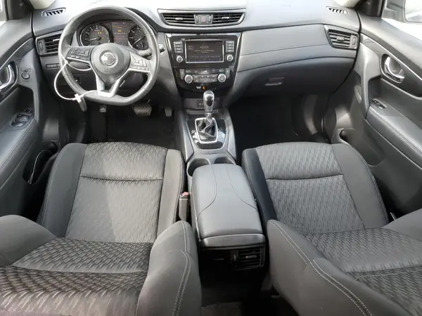 KNMAT2MT7JP547769 2018 NISSAN ROGUE - Image 8