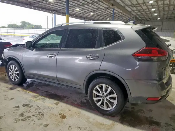 KNMAT2MT7JP550817 2018 NISSAN ROGUE - Image 2