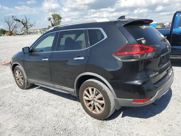 KNMAT2MT7JP559002 2018 NISSAN ROGUE - Image 2