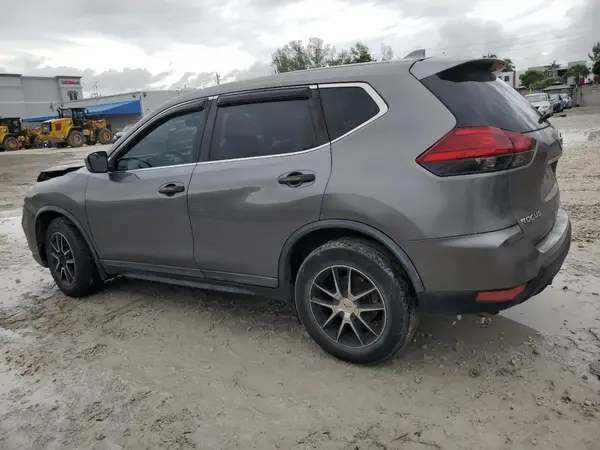 KNMAT2MT7JP561705 2018 NISSAN ROGUE - Image 2