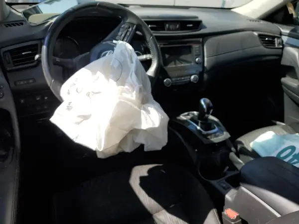 KNMAT2MT7JP564247 2018 NISSAN ROGUE - Image 8