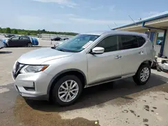 KNMAT2MT7JP565527 2018 NISSAN ROGUE