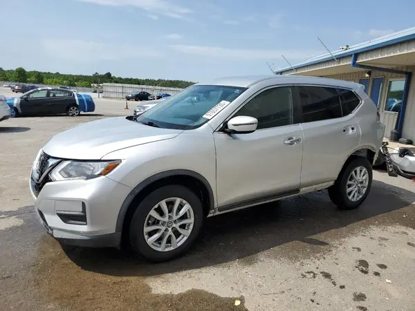 KNMAT2MT7JP565527 2018 NISSAN ROGUE - Image 1