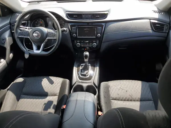KNMAT2MT7JP565527 2018 NISSAN ROGUE - Image 8