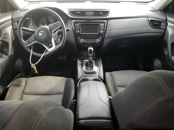 KNMAT2MT7JP565866 2018 NISSAN ROGUE - Image 8