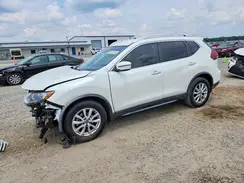 KNMAT2MT7JP565933 2018 NISSAN ROGUE