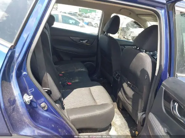 KNMAT2MT7JP568329 2018 NISSAN ROGUE - Image 8