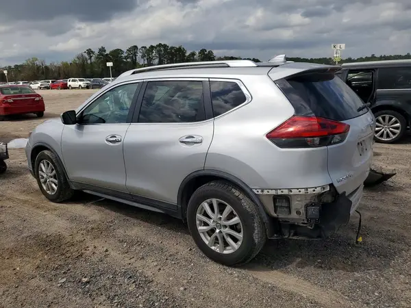 KNMAT2MT7JP569562 2018 NISSAN ROGUE - Image 2
