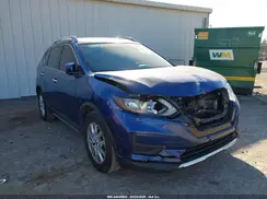 KNMAT2MT7JP570677 2018 NISSAN ROGUE