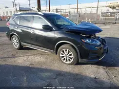 KNMAT2MT7JP572073 2018 NISSAN ROGUE