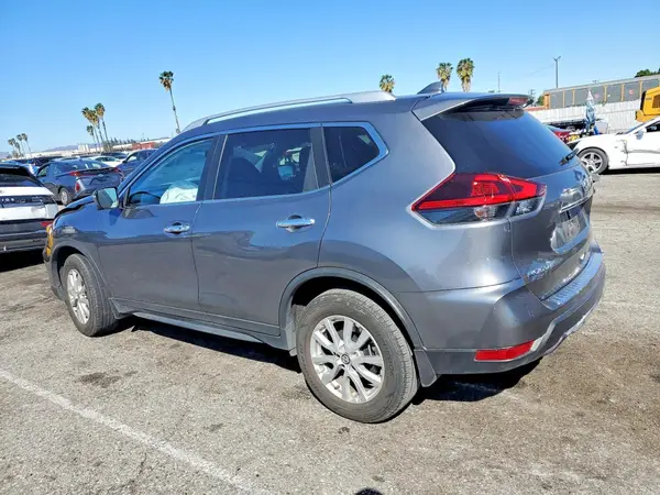 KNMAT2MT7JP574387 2018 NISSAN ROGUE - Image 2
