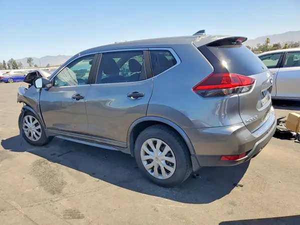 KNMAT2MT7JP576656 2018 NISSAN ROGUE - Image 2