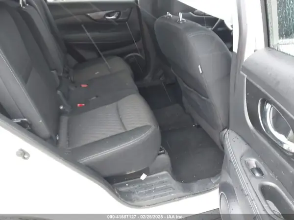 KNMAT2MT7JP583848 2018 NISSAN ROGUE - Image 8