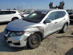 KNMAT2MT7JP588791 2018 NISSAN ROGUE