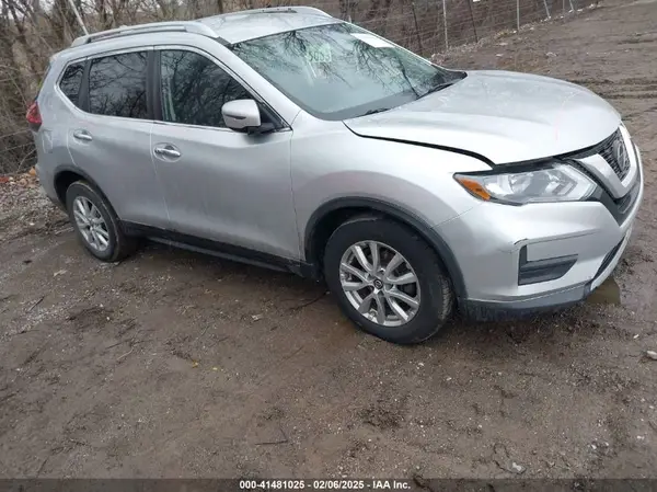 KNMAT2MT7JP589147 2018 NISSAN ROGUE - Image 1