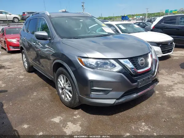 KNMAT2MT7JP593019 2018 NISSAN ROGUE - Image 1