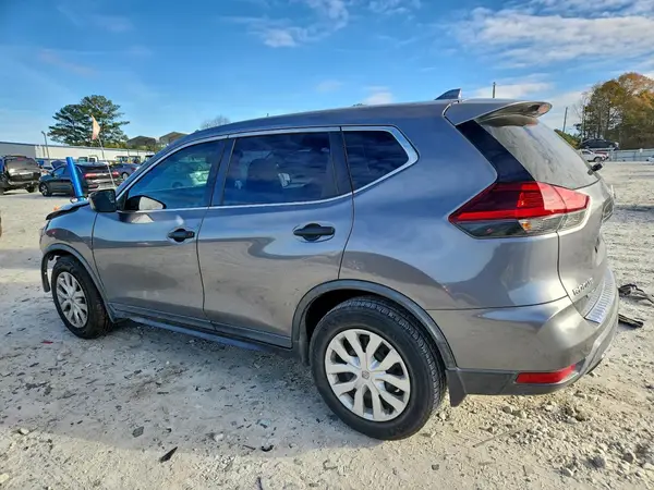 KNMAT2MT7JP596907 2018 NISSAN ROGUE - Image 2