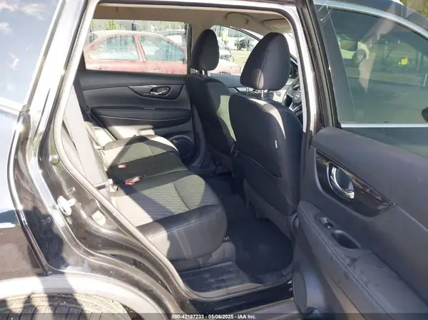 KNMAT2MT7JP598799 2018 NISSAN ROGUE - Image 8