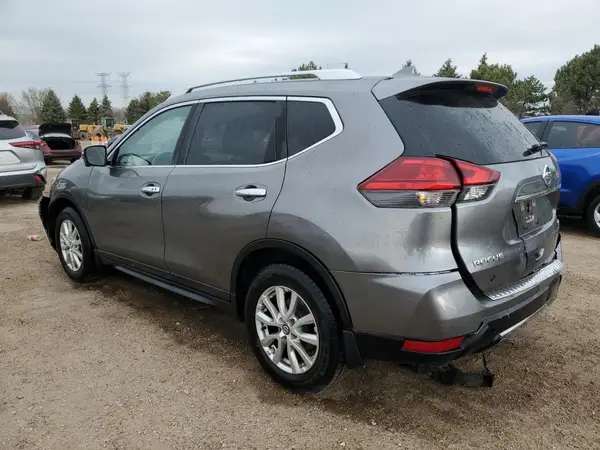 KNMAT2MT7JP604102 2018 NISSAN ROGUE - Image 2