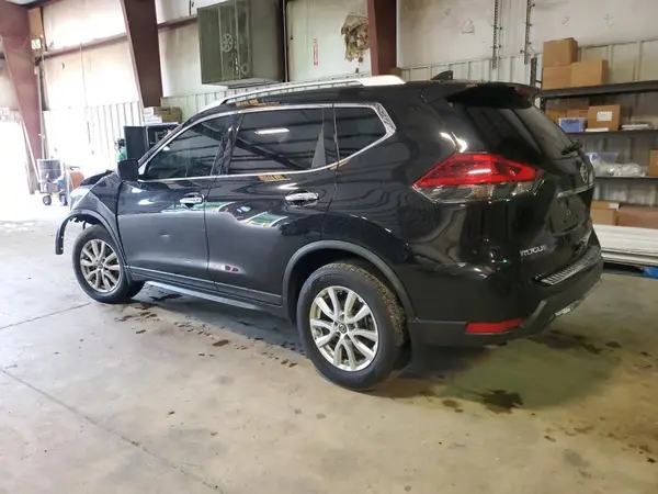 KNMAT2MT7JP606478 2018 NISSAN ROGUE - Image 2