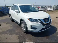 KNMAT2MT7JP608585 2018 NISSAN ROGUE