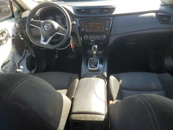 KNMAT2MT7JP610384 2018 NISSAN ROGUE - Image 8