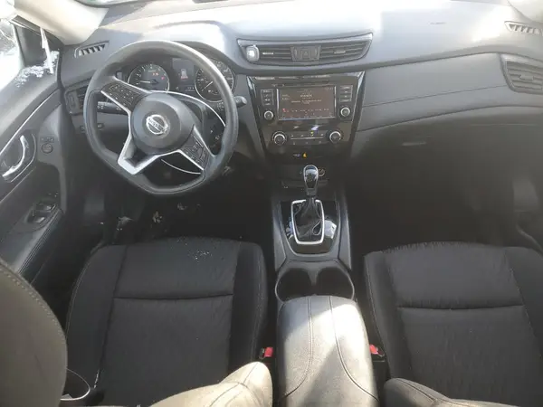 KNMAT2MT7JP622616 2018 NISSAN ROGUE - Image 8