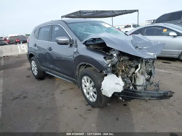 KNMAT2MT7JP622874 2018 NISSAN ROGUE - Image 1