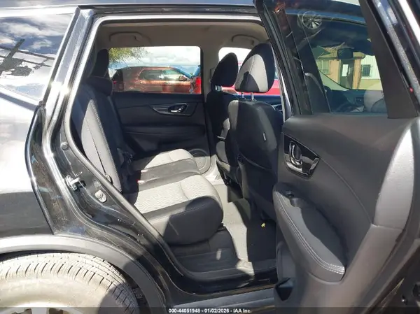 KNMAT2MT7KP504082 2019 NISSAN ROGUE - Image 8
