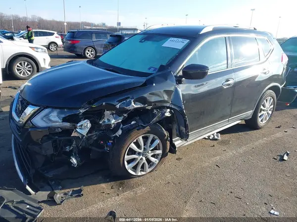 KNMAT2MT7KP507774 2019 NISSAN ROGUE - Image 2