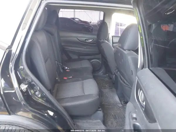 KNMAT2MT7KP514787 2019 NISSAN ROGUE - Image 8