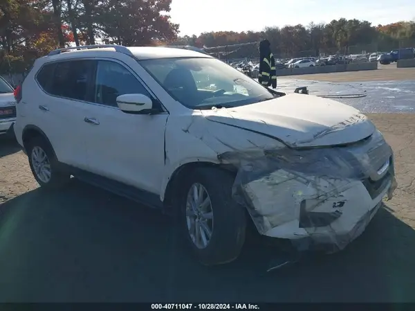KNMAT2MT7KP527457 2019 NISSAN ROGUE - Image 1