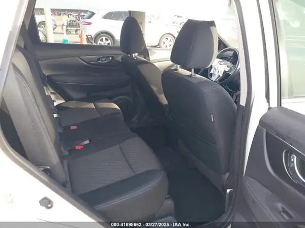 KNMAT2MT7KP528124 2019 NISSAN ROGUE - Image 8