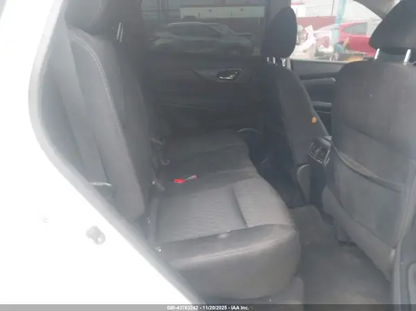 KNMAT2MT7KP542184 2019 NISSAN ROGUE - Image 8