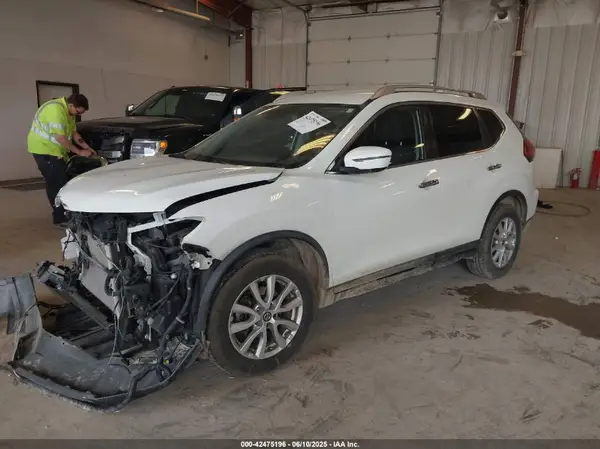 KNMAT2MT7KP554139 2019 NISSAN ROGUE - Image 2