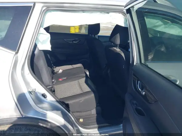 KNMAT2MT7KP558546 2019 NISSAN ROGUE - Image 8