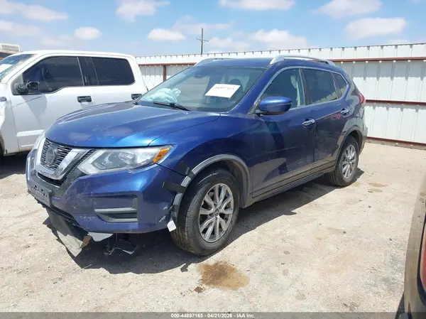 KNMAT2MT7LP512667 2020 NISSAN ROGUE - Image 2