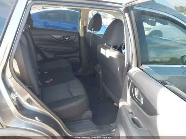 KNMAT2MT7LP526388 2020 NISSAN ROGUE - Image 8