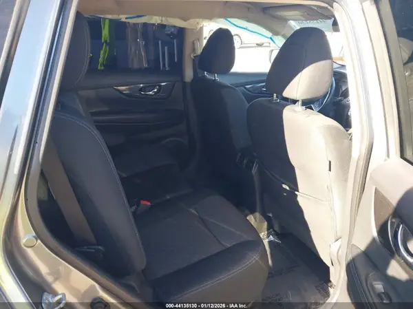 KNMAT2MT7LP526990 2020 NISSAN ROGUE - Image 8