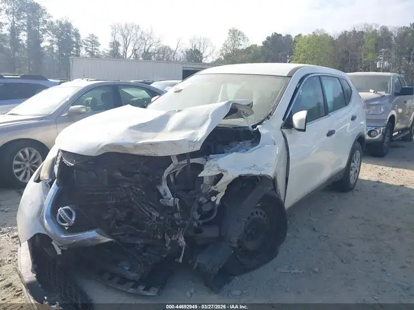 KNMAT2MT8GP602044 2016 NISSAN ROGUE - Image 2