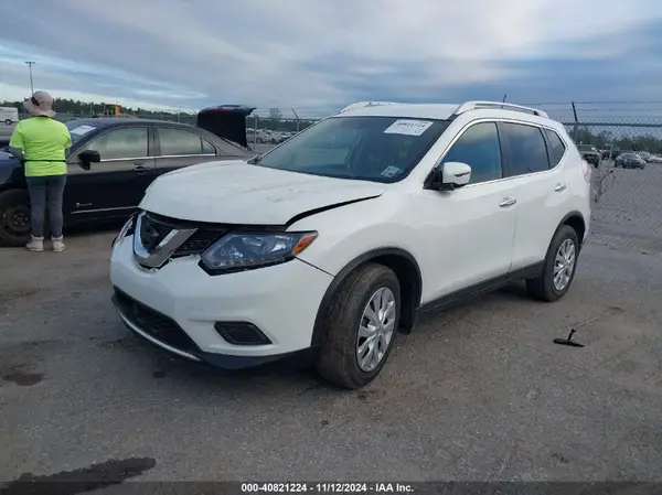 KNMAT2MT8GP606224 2016 NISSAN ROGUE - Image 2