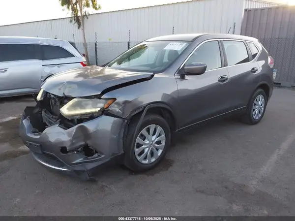 KNMAT2MT8GP608197 2016 NISSAN ROGUE - Image 2