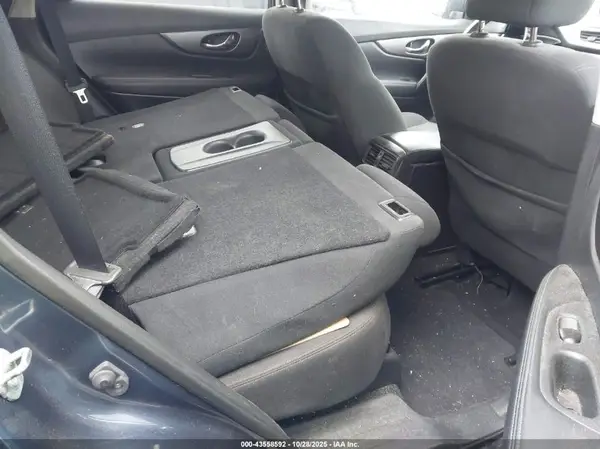 KNMAT2MT8GP631897 2016 NISSAN ROGUE - Image 8