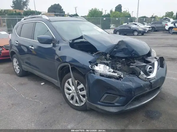 KNMAT2MT8GP644987 2016 NISSAN ROGUE - Image 1